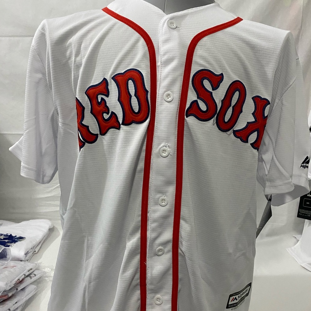 Red Sox #50 Mookie Betts Majestic Player Jersey - Picture 2 of 9